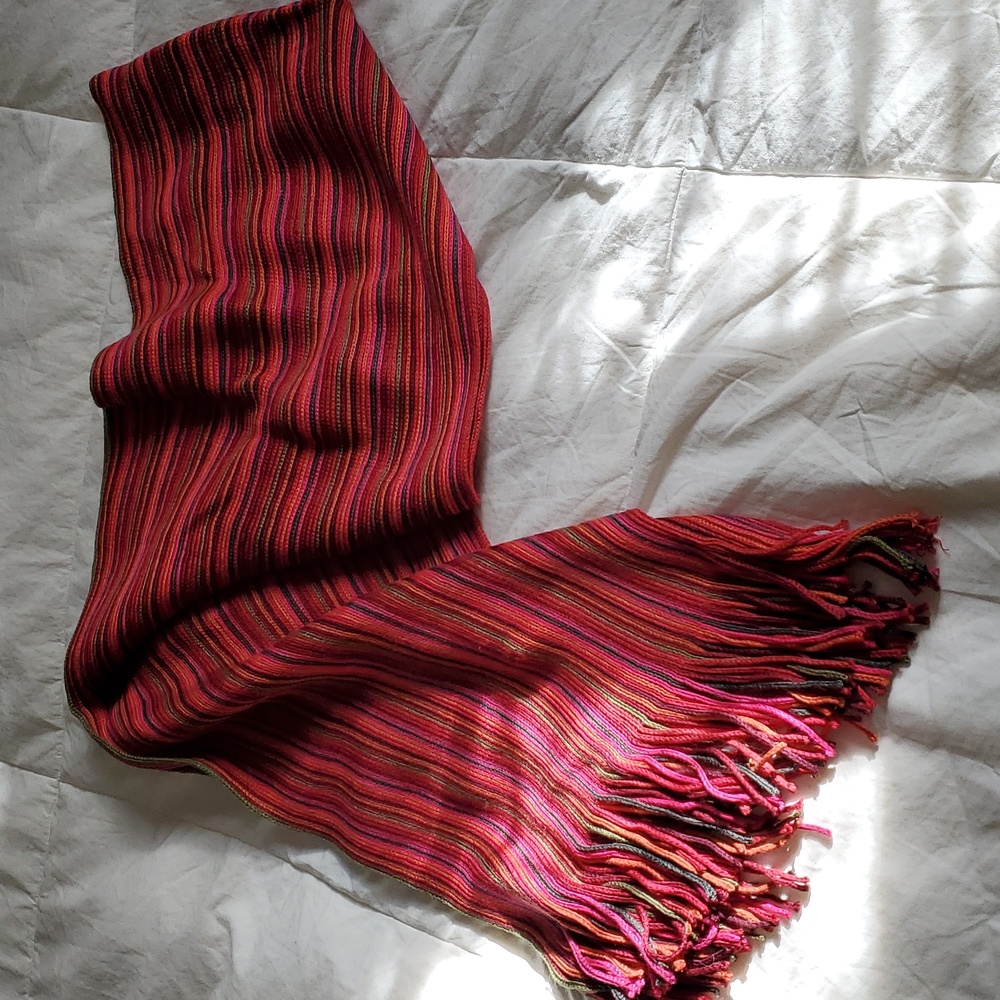 NWOT fine cable knit multicolor fringed